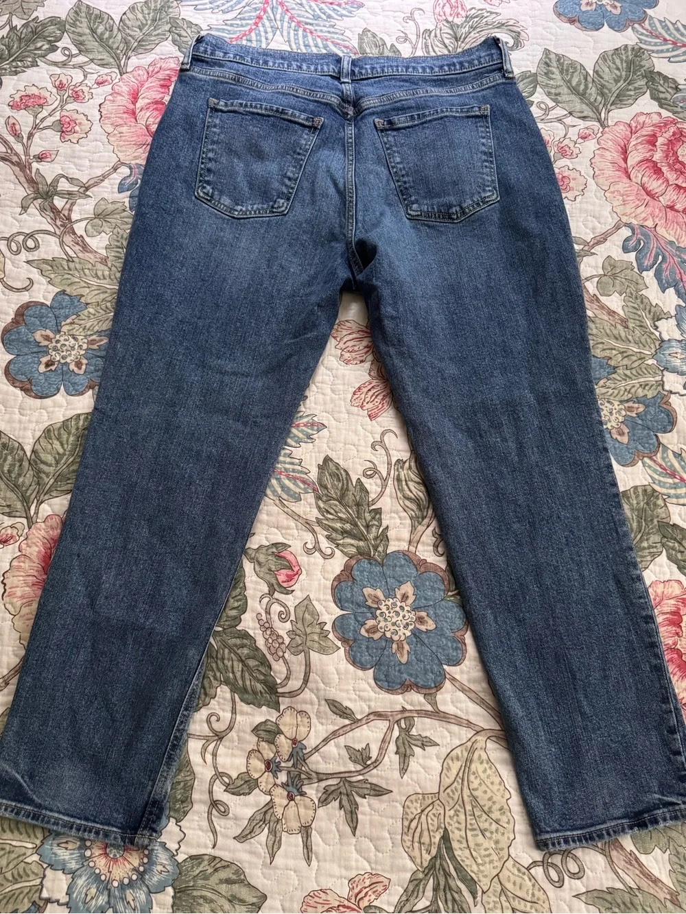 Old Navy Mid Rise Boyfriend Jeans